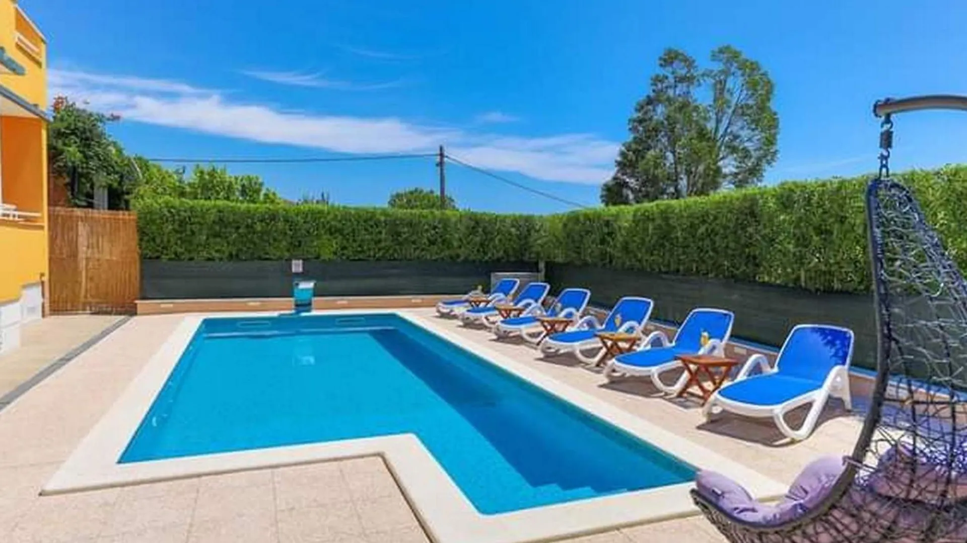 Kastel Luksic Scenic Villa With Pool Kastela